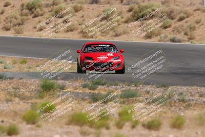 media/Jun-01-2025-CalClub SCCA (Sun) [[eae223c5dd]]/Group 6/Qualifying/